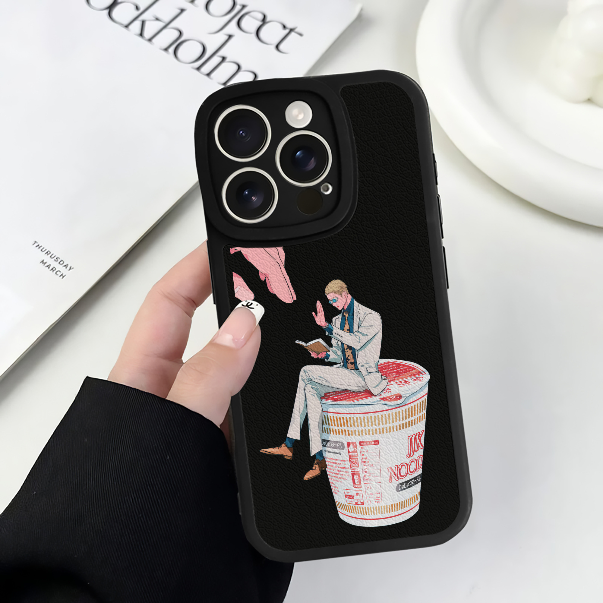 （画像用） 呪術廻戦 Jujutsu Kaisen 【iPhone 16シリーズ対応】シリコンスマホケース（レザー調） 材質：シリコン